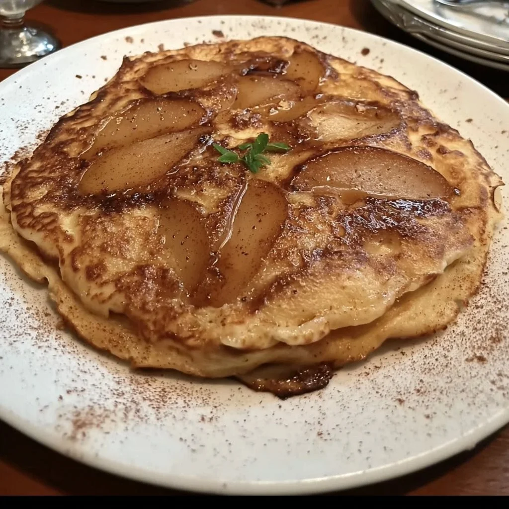 Pannenkoek Stoofpeer met sappige stoofperen en een gouden korst