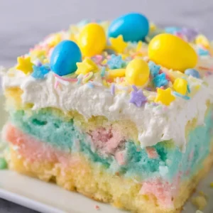 Paas Poke Taart met kleurrijke lagen en verse toppings