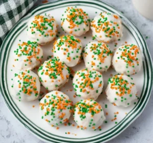 Heerlijke worteltaart truffels met een romige afwerking en uiteraard wortels.